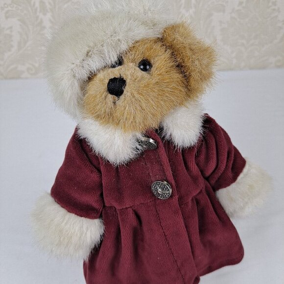 Boyds Bear The Archive Series 1990-1998 Vintage Red Velvet Coat Faux Fur w/Stand - Picture 2 of 14